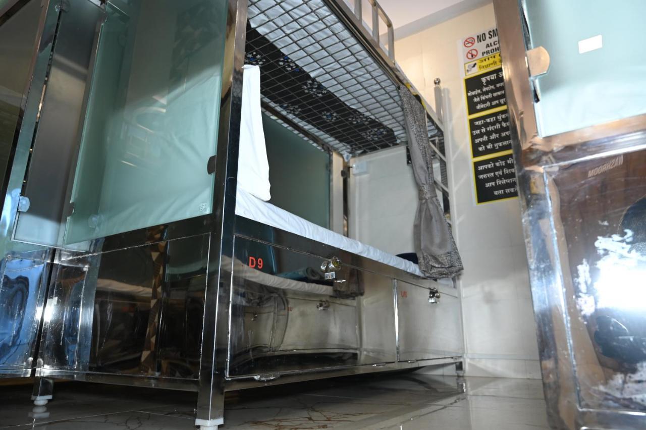 Sagar Dormitory Andheri - Nearest To Andheri Railway Station West มุมไบ ภายนอก รูปภาพ