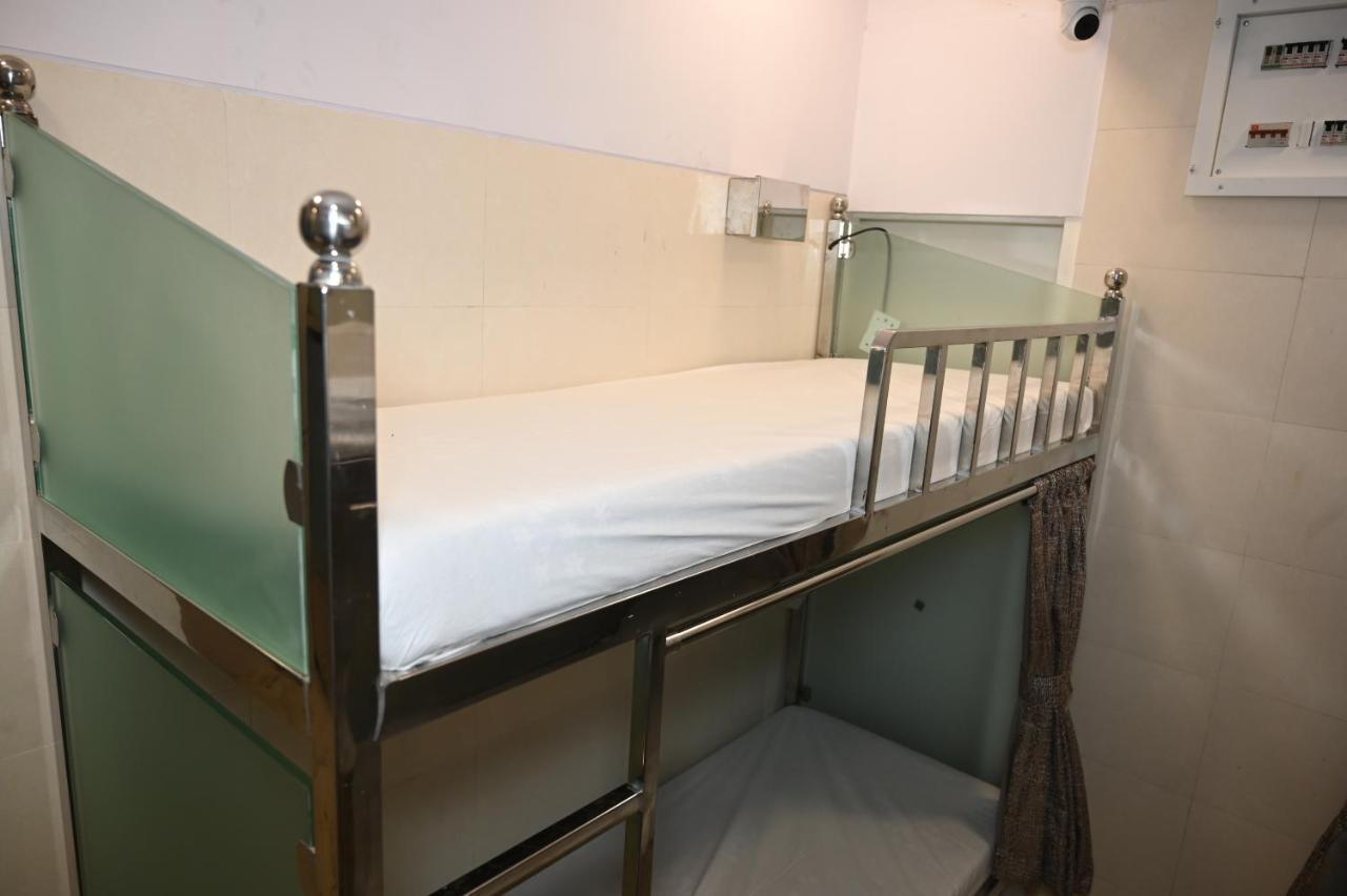 Sagar Dormitory Andheri - Nearest To Andheri Railway Station West มุมไบ ภายนอก รูปภาพ