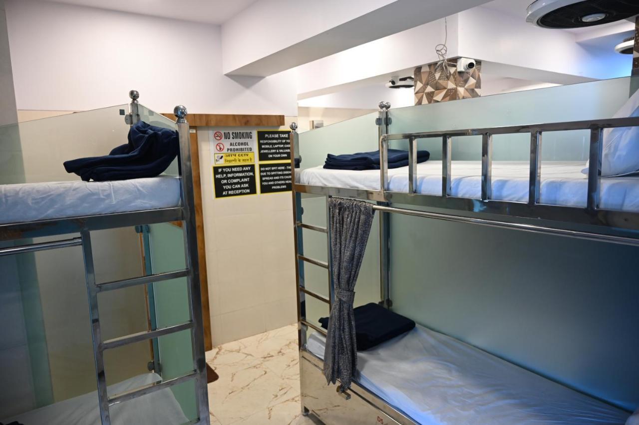 Sagar Dormitory Andheri - Nearest To Andheri Railway Station West มุมไบ ภายนอก รูปภาพ