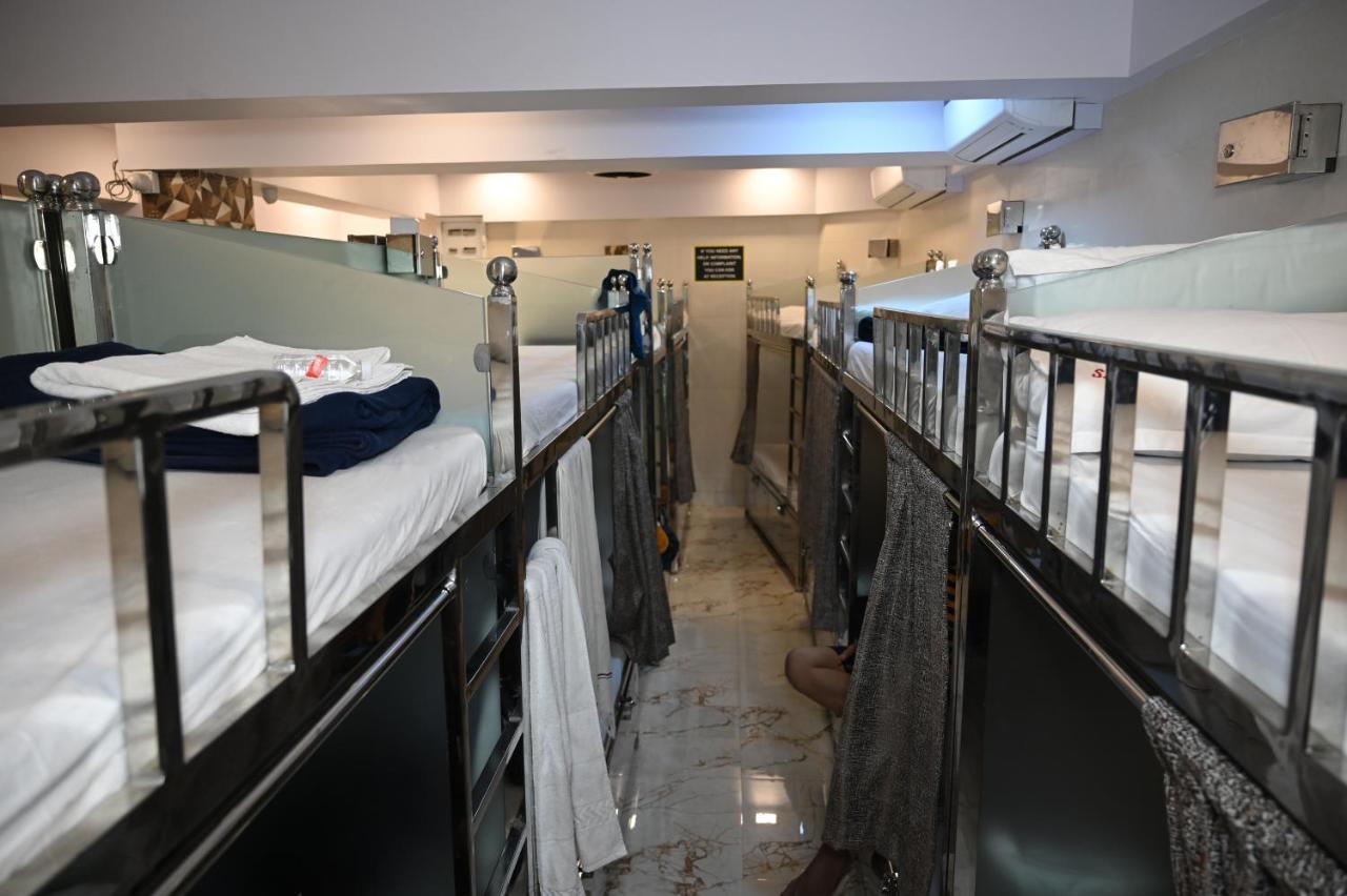 Sagar Dormitory Andheri - Nearest To Andheri Railway Station West มุมไบ ภายนอก รูปภาพ