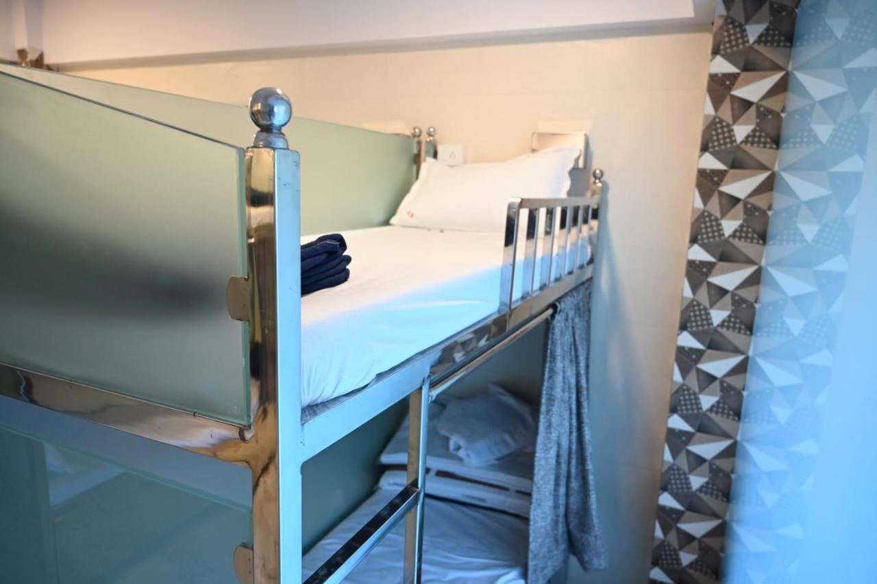 Sagar Dormitory Andheri - Nearest To Andheri Railway Station West มุมไบ ภายนอก รูปภาพ